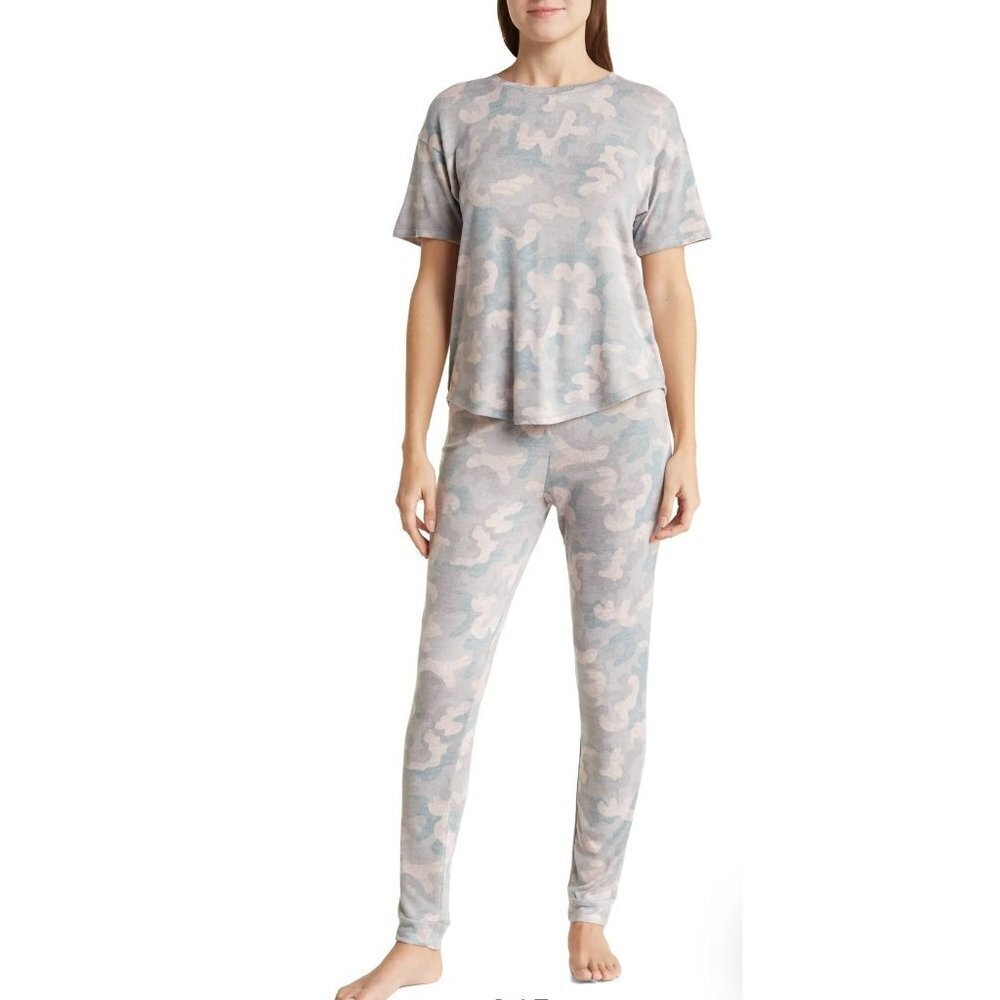 Olive Green Womens Camo Pajama Set Size XL Jaclyn Intimates